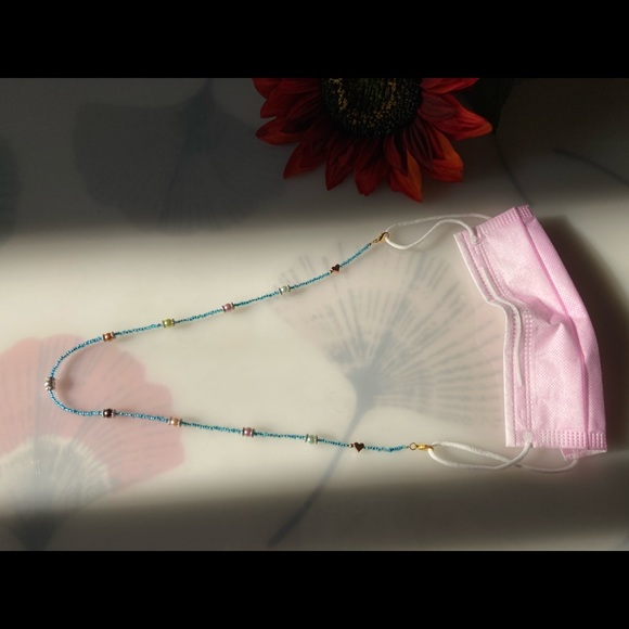 Beaded Face Mask/Glasses Lanyard, necklace. Handmade. - Picture 4 of 8